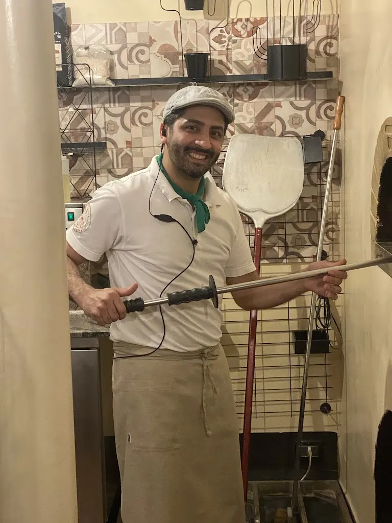 Giovanni_Pizzeria Pizzicotto_Adria_review