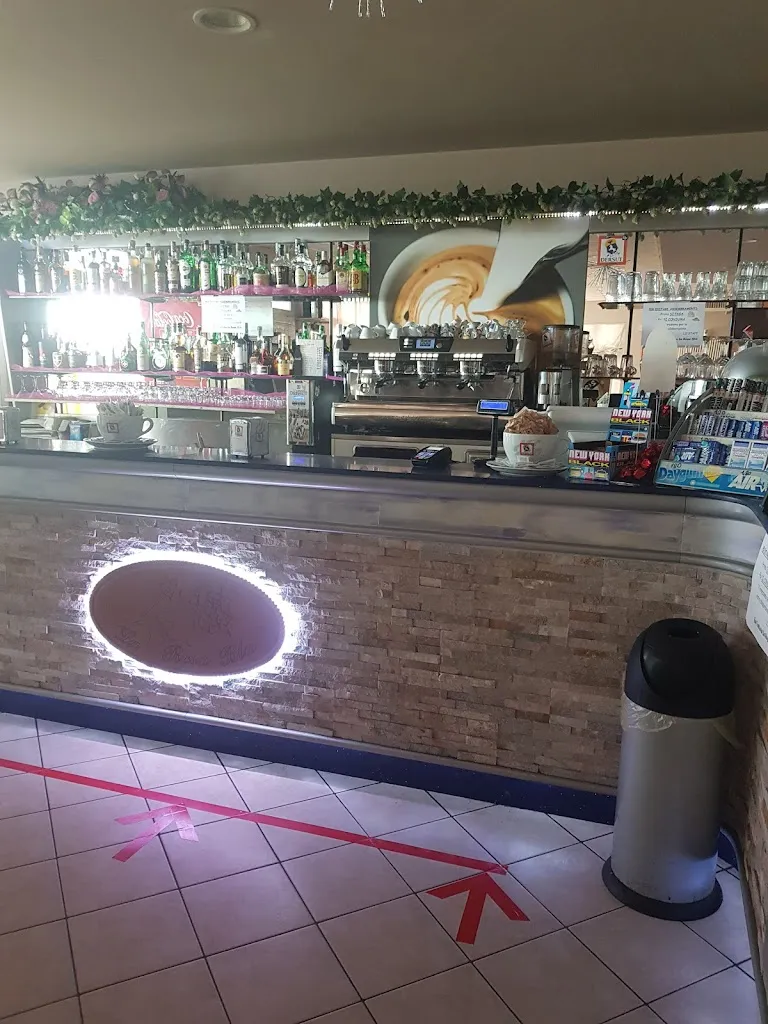 Trattoria Bar al Passetto La Rosa Blu_Adria_slider_image_1