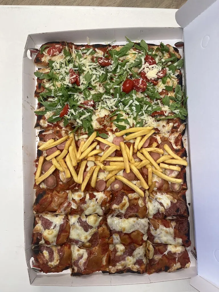 PIZZA IN PIAZZA - Pizzeria d'asporto restaurant in Albettone