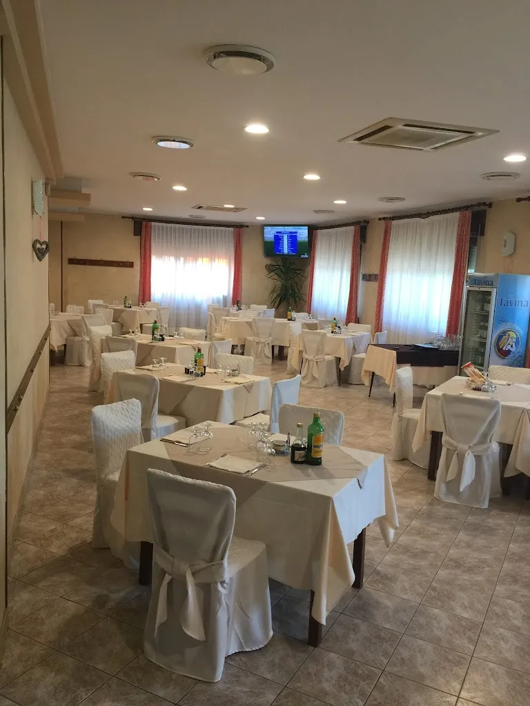 Ristorante Pizzeria Diana_Alonte_slider_image_1