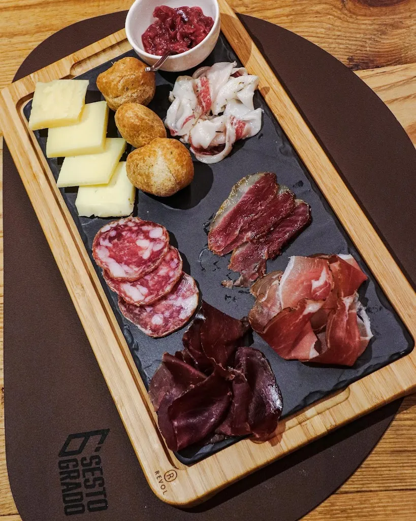 Sesto Grado Ristorante Alleghe_Alleghe_slider_image_3