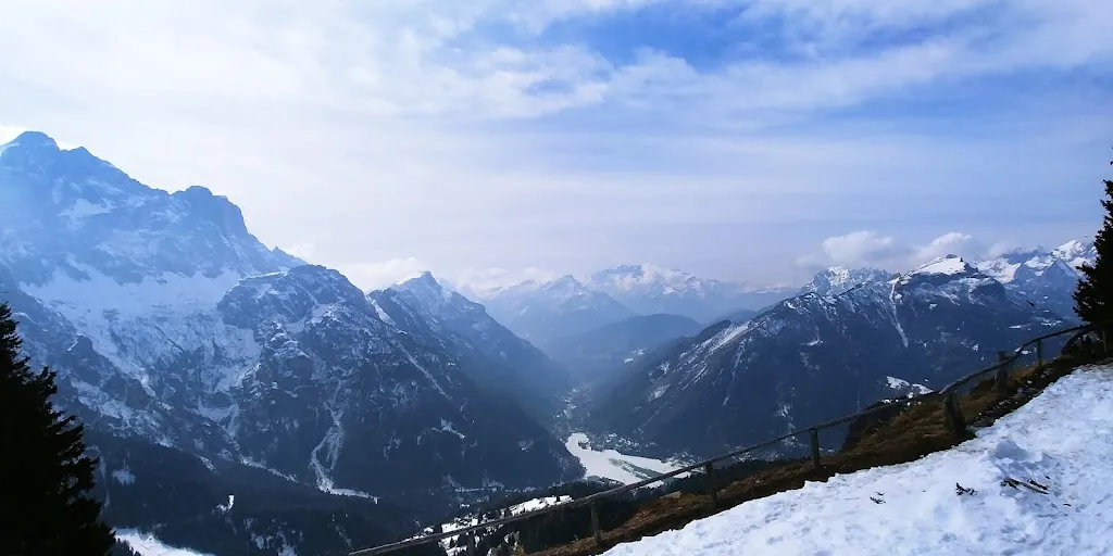 Tomas Strejcek_Ristoro La Ciasela - 2032 mt_Alleghe_review