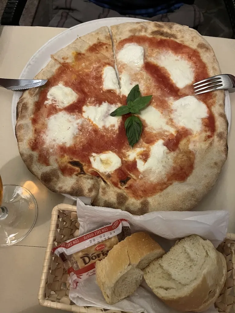 Manola_Pizzeria Bar Doug_Abano Terme_recensione