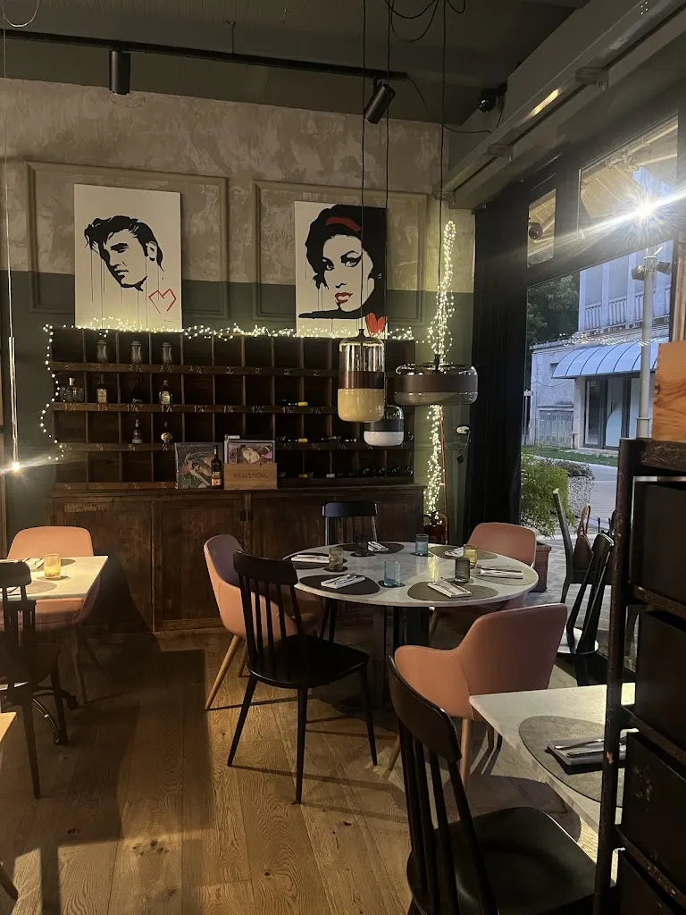 Elena Uskova_Europa 1960_Abano Terme_review