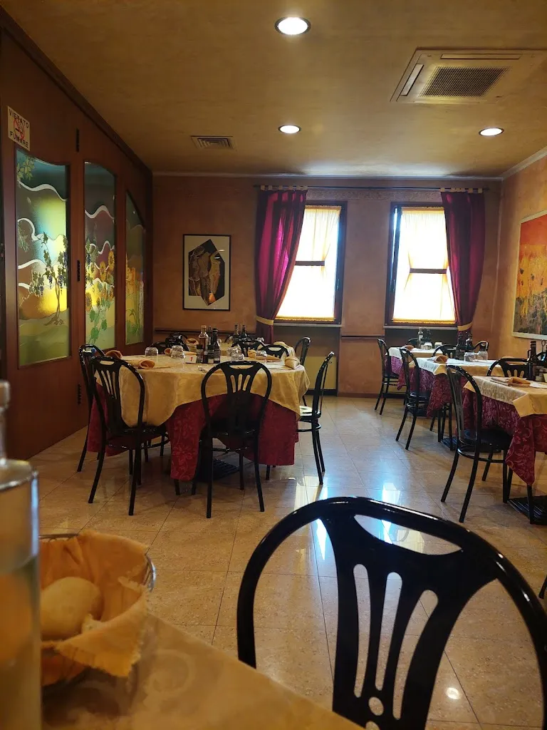 Ristorante Pizzeria L'Olmo restaurant in Arcole