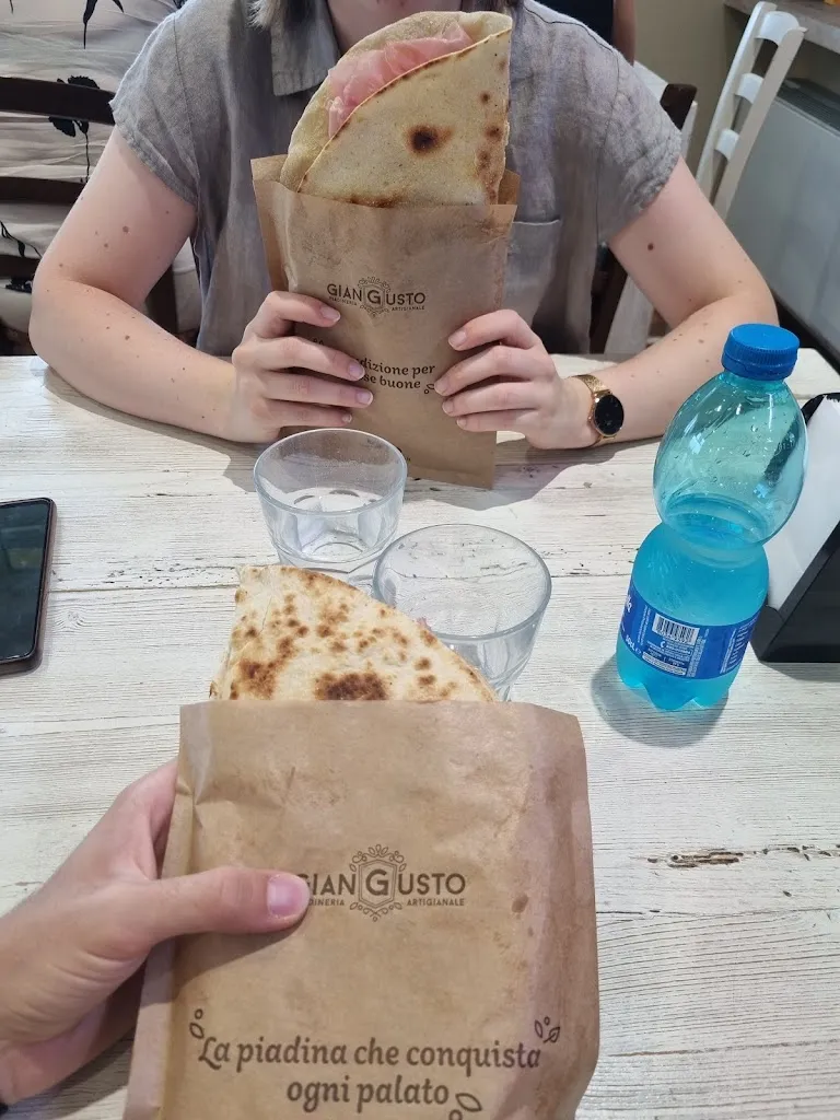 Tommaso Ricciuti_Piadineria Giangusto Arcole_Arcole_review