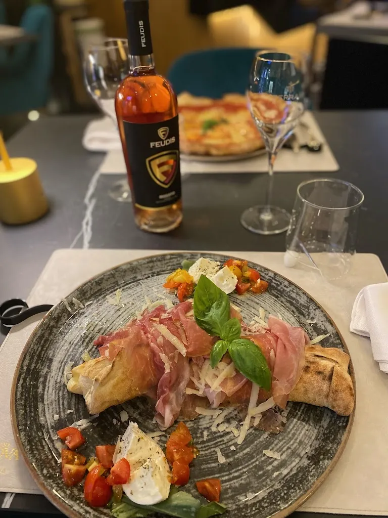 Ristorante Vin Nova - Pizza e Cucina_Orta Nova_slider_image_3