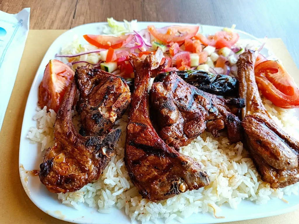 Iris kljunic_Istanbul City Kebapizza grill Creazzo_Altavilla Vicentina_recensione