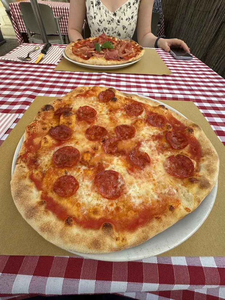 La Nespola Pizza & Cucina_Arbizzano-Santa Maria_slider_image_3