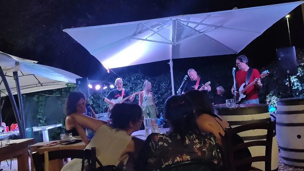 Stone Rose_Arbizzano-Santa Maria_slider_image_2