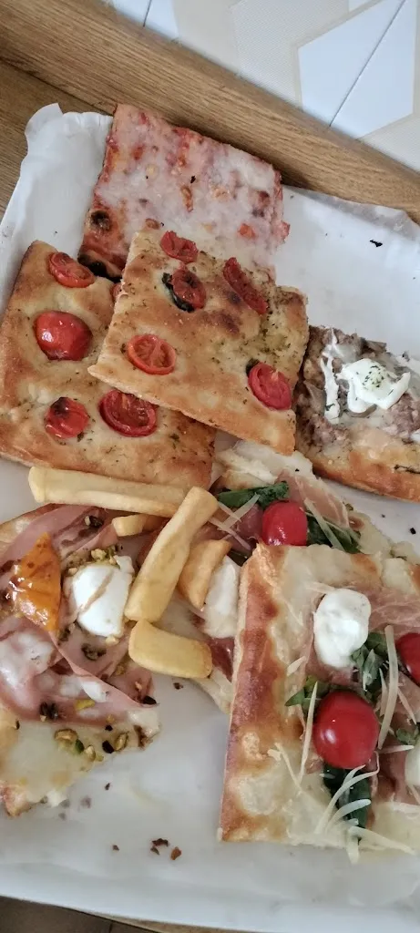 Vladimiro Armillotta_Ristorante pizzeria il Buongustaio_Orta Nova_review