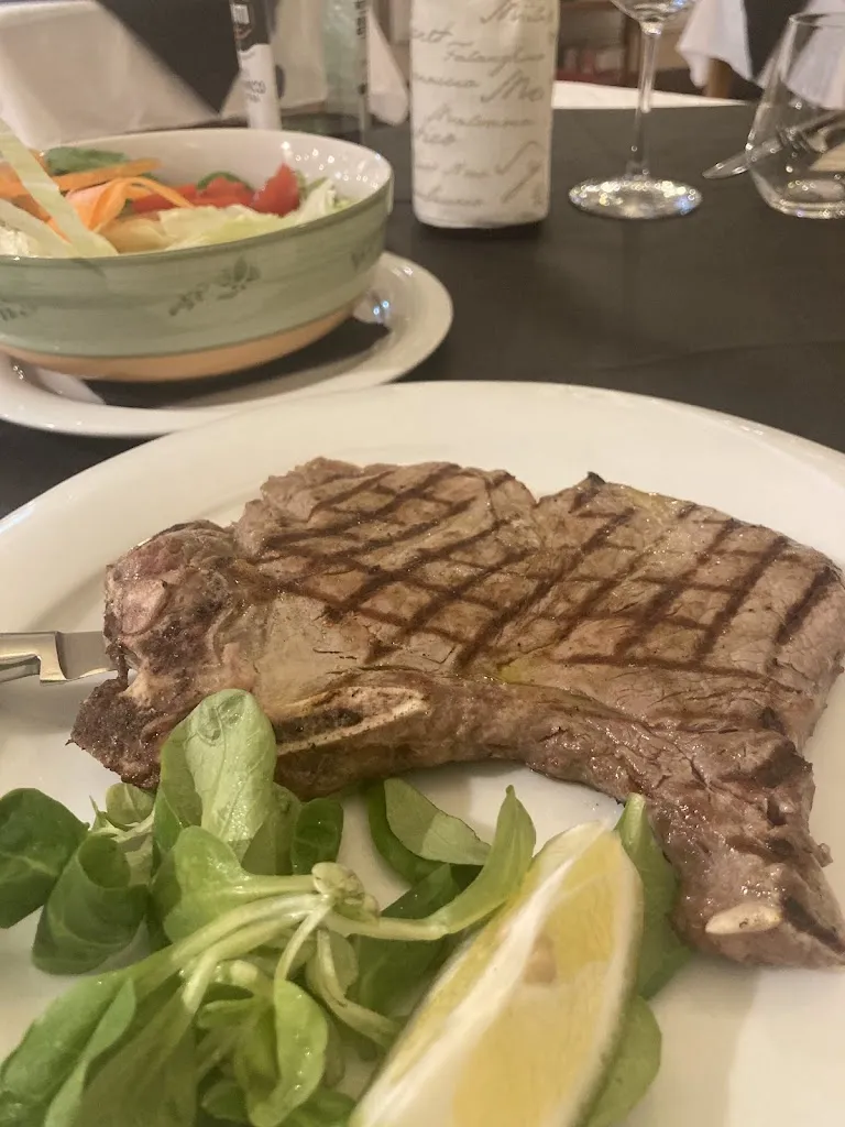 Yusuke Kuriki_Rose e Basilico_Arbizzano-Santa Maria_review