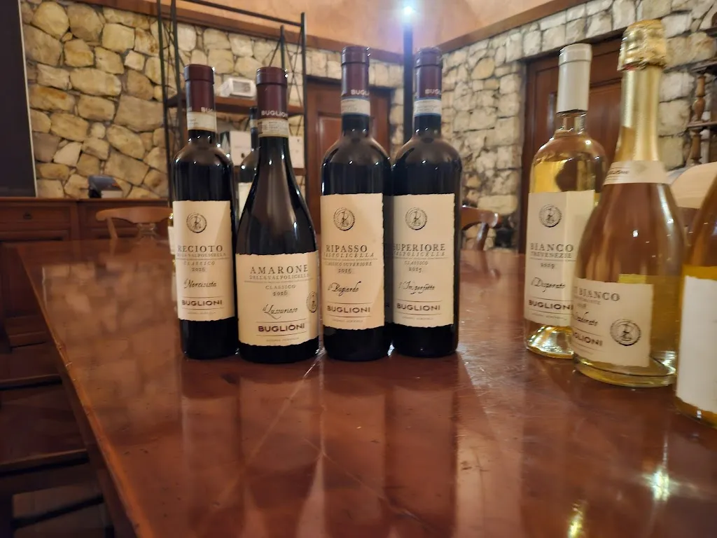 Kristina Stenberg_Enoteca del Bugiardo with wine shop Buglioni_Arbizzano-Santa Maria_review