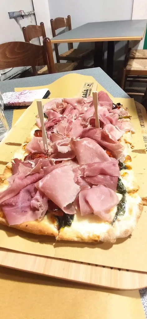 Federico Busatto_Rainbow Birreria Bruschetteria_Arsiè_review