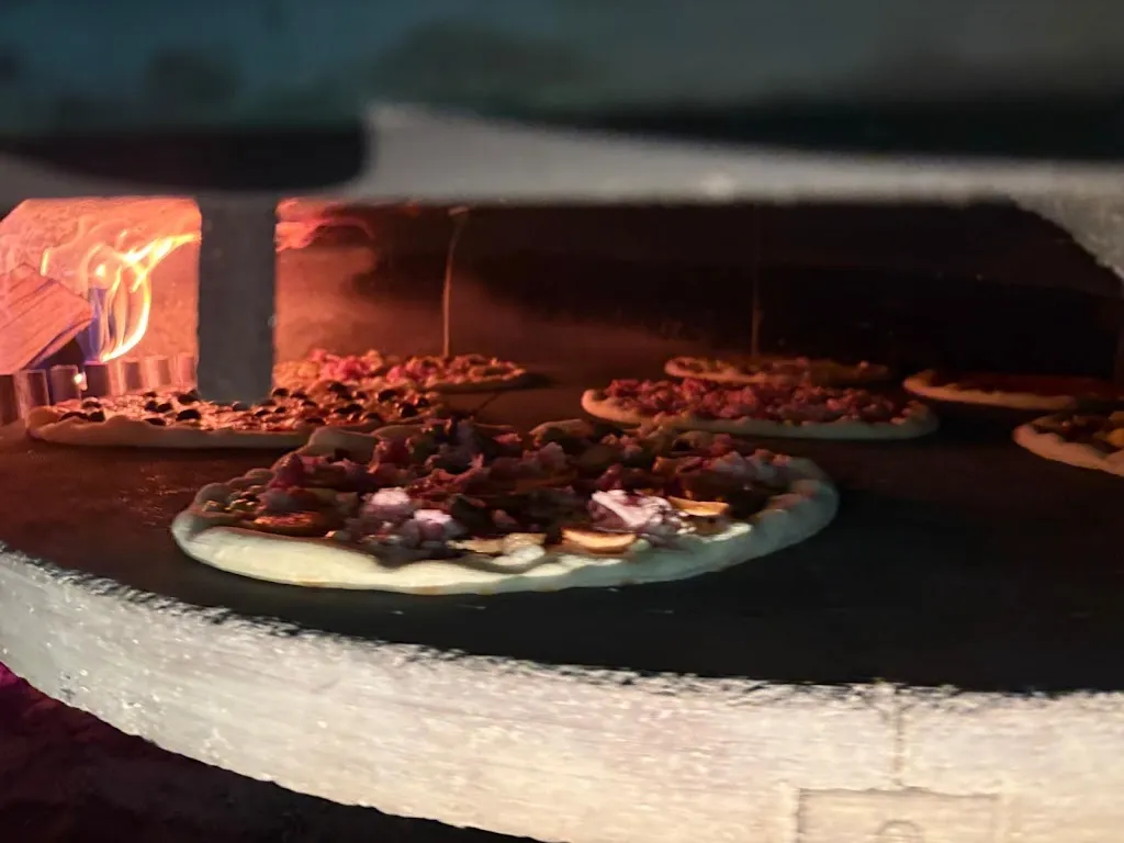 Nuova Pizzeria Centrale_Arsiè_slider_image_3