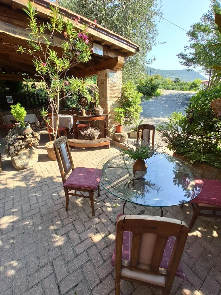 Pizzeria Trattoria Segato restaurant in Arquà Petrarca