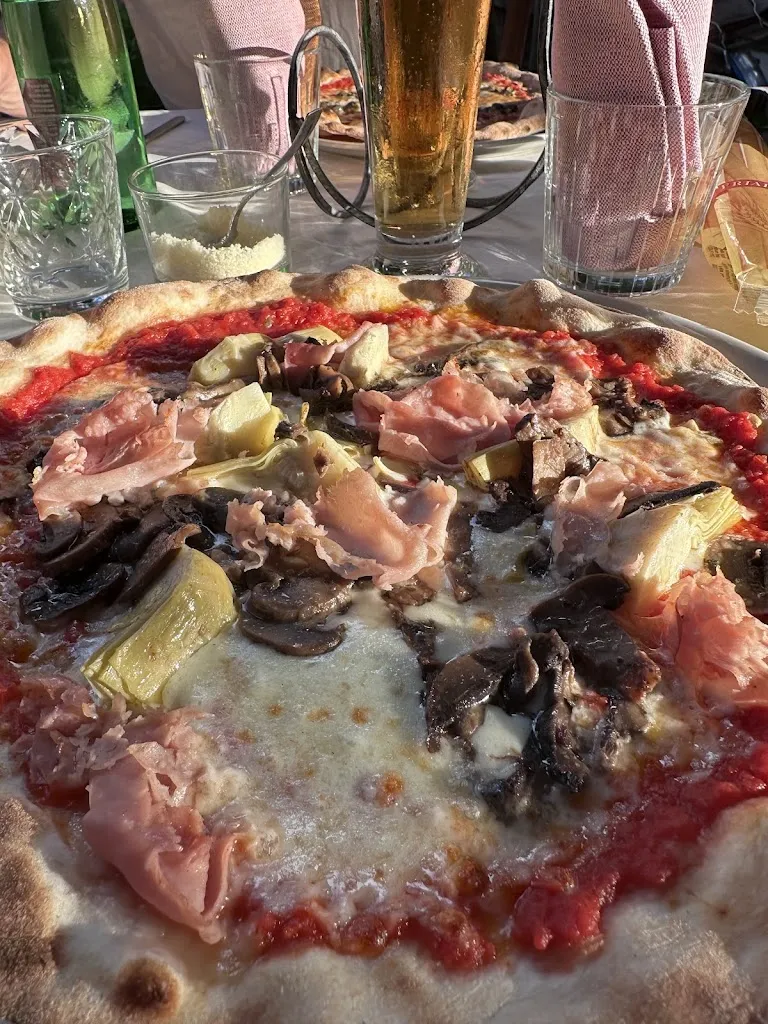 Pizzeria Trattoria Segato_Arquà Petrarca_slider_image_2