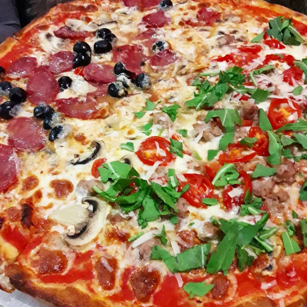 Pizzeria napoletana paninoteca di Perone Francesco ad Orta Nova  restaurant in Orta Nova