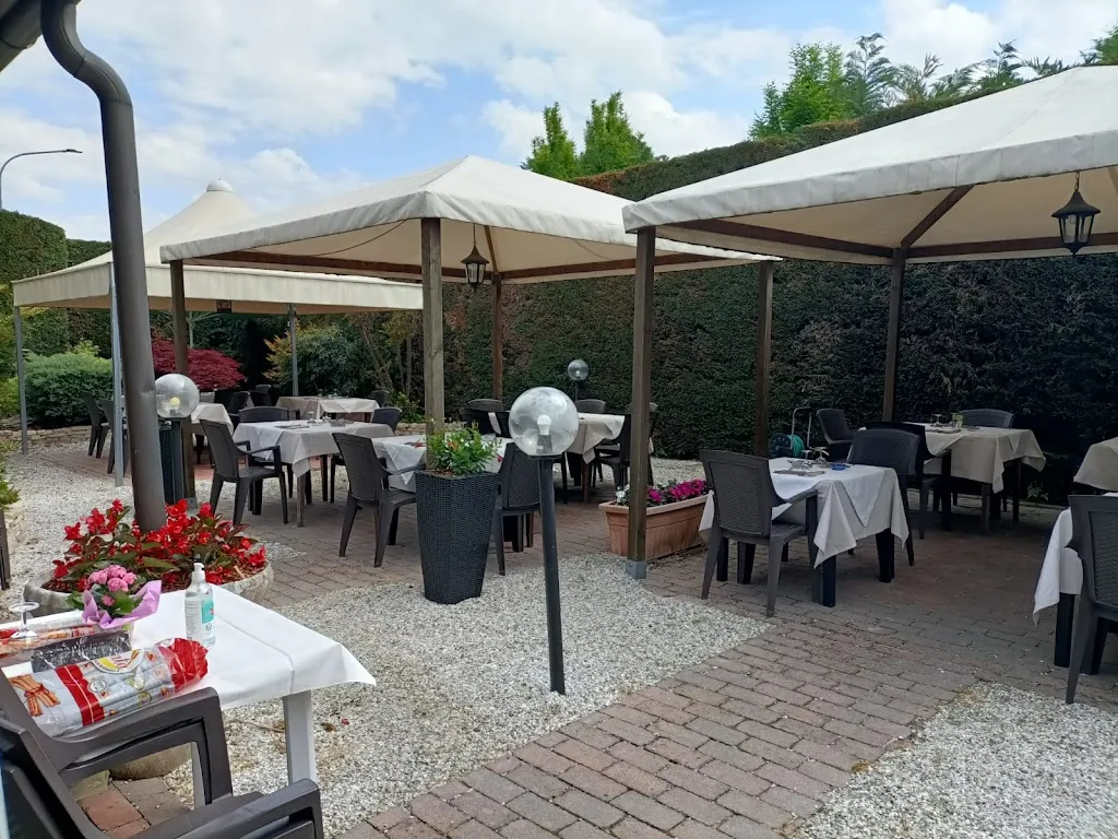 Osteria n°5 restaurant in Arlesega