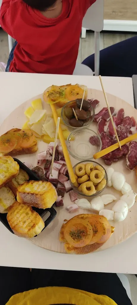 Cristiana Mennuni_Gianfranco's_Orta Nova_review