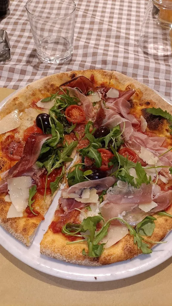 Alberto Salustiani_Paglia & Fieno_Asparetto_review