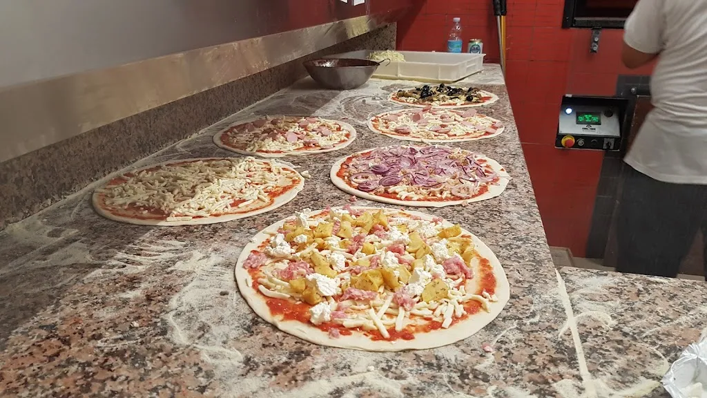 L'Arte della pizza_Badoere_slider_image_2