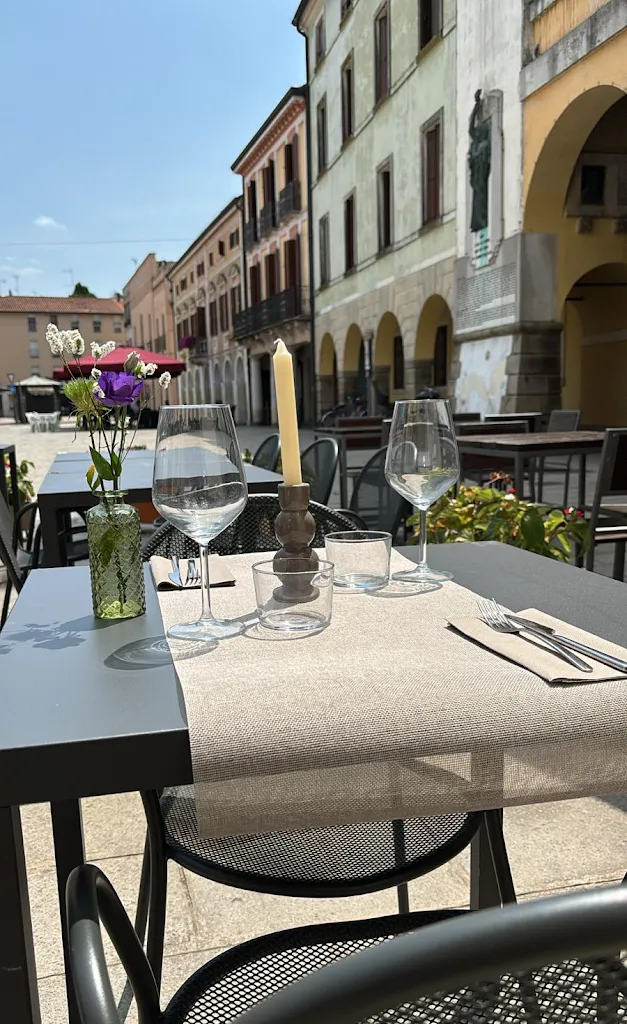 Sancio - vini&cibi in piazza restaurant in Badia Polesine
