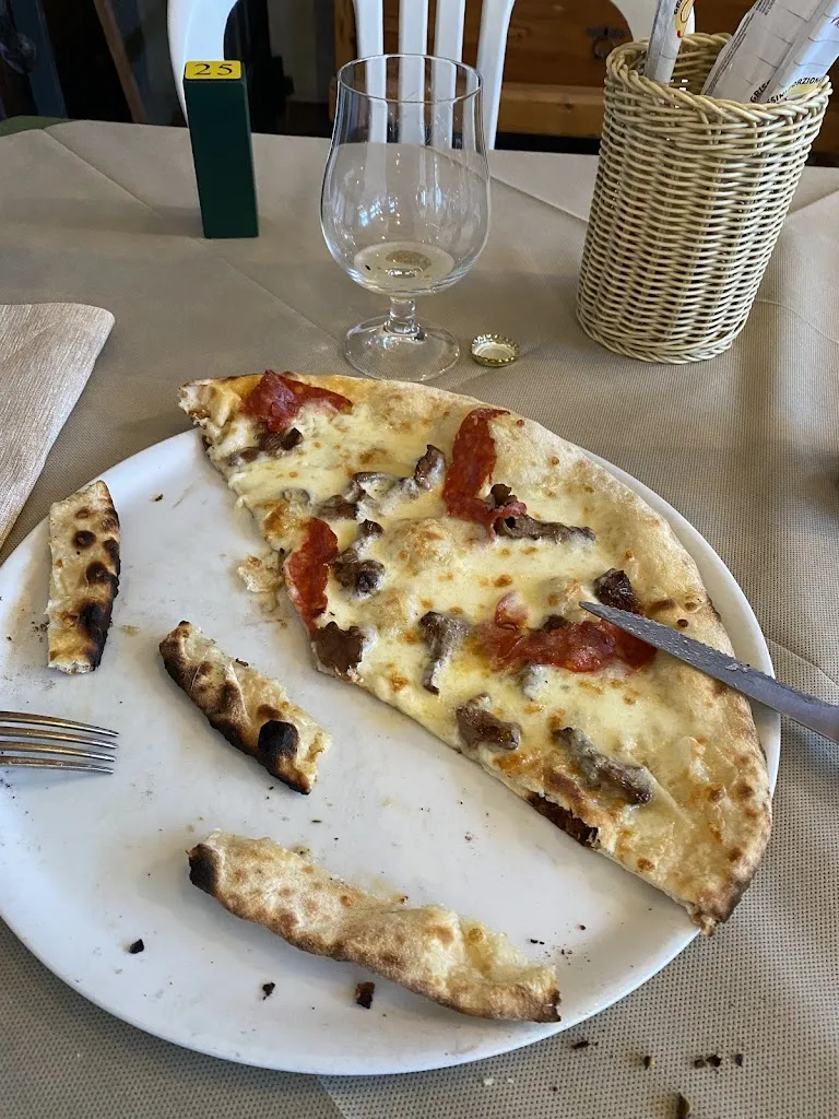 Pizzeria Wanted Saloon_Badia Polesine_slider_image_2