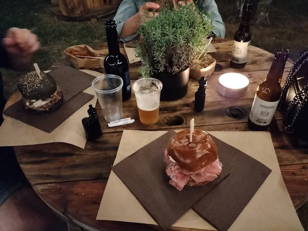 Mattia Rovarin_KIOSKO_Badia Polesine_review