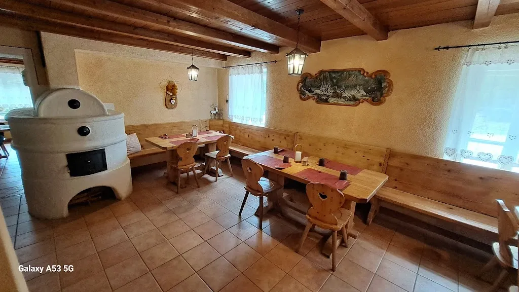 Agriturismo Fattoria Bombassei NUOVA GESTIONE restaurant in Auronzo