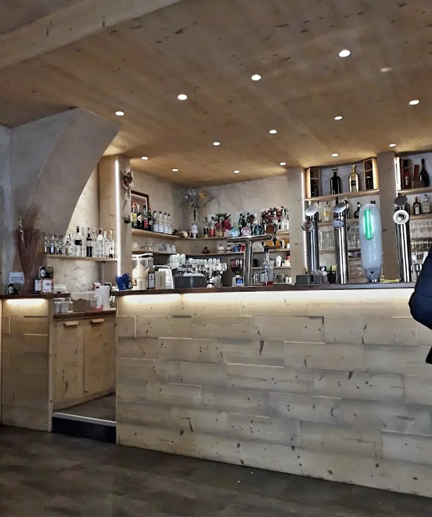 Pizzeria Ristorante AL RIO restaurant in Auronzo