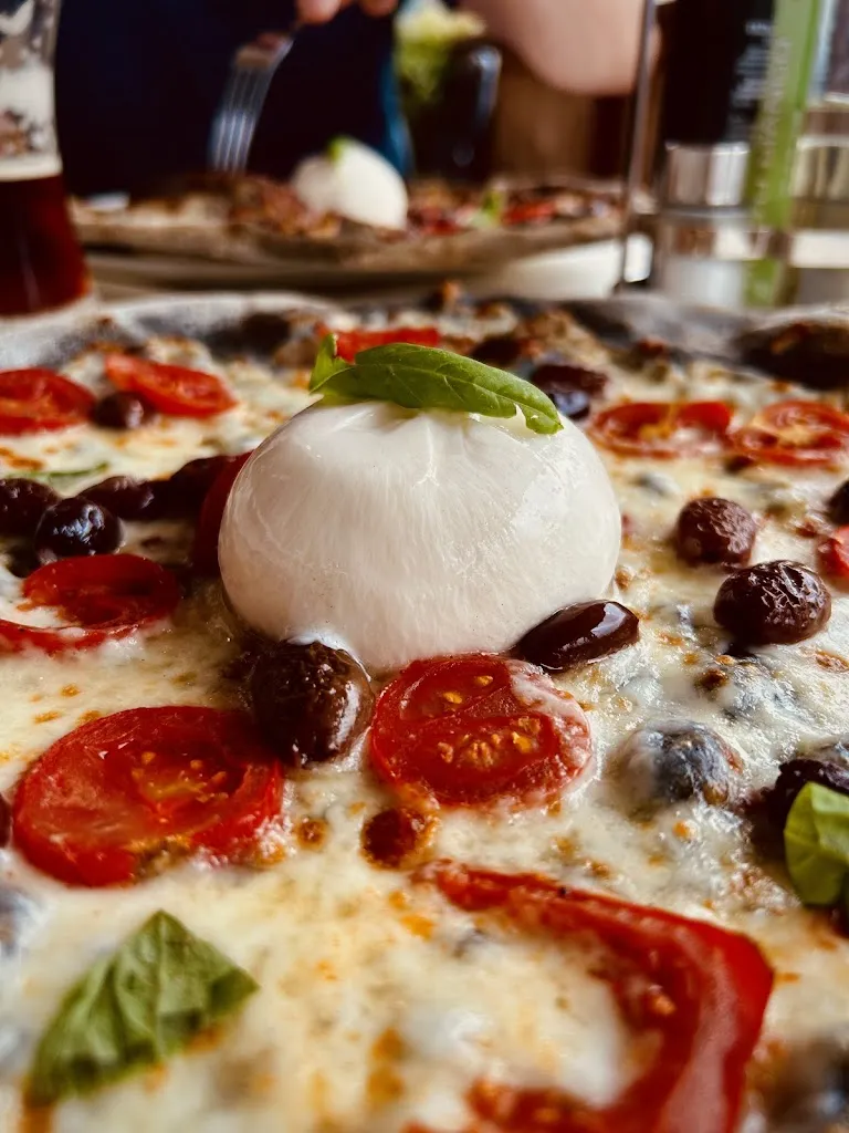 Niklas Brenner_Ristorante Pizzeria Antiqva_Auronzo_review