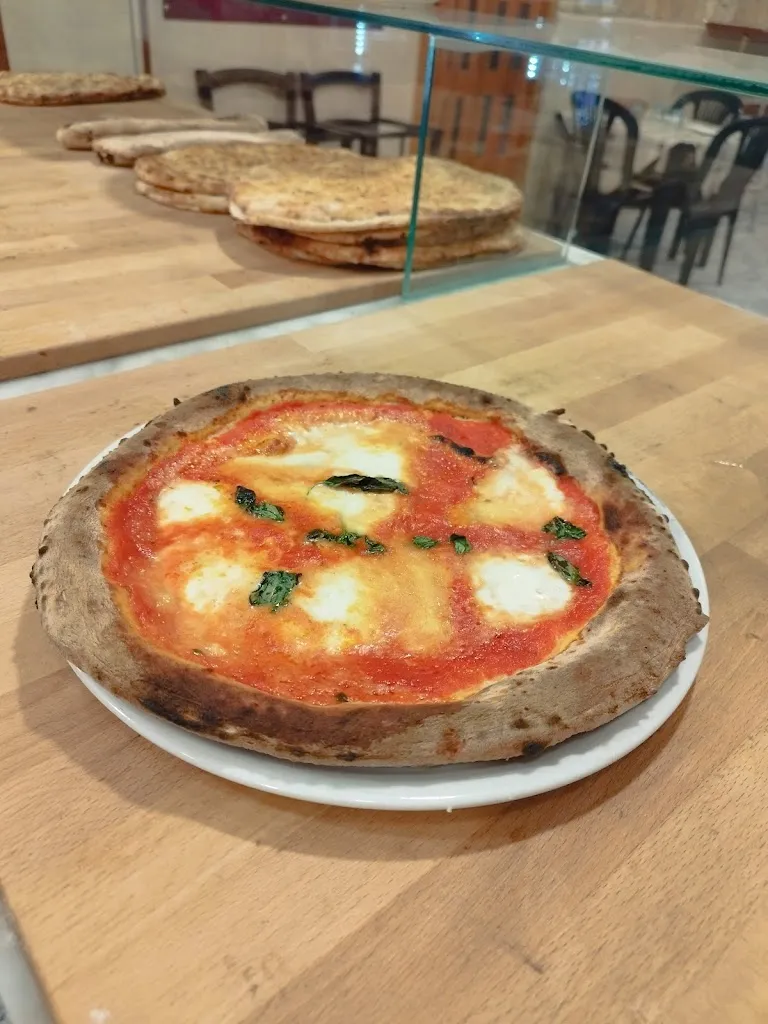 Menu_PIZZERIA LA REGINA_Orta Nova_image_4