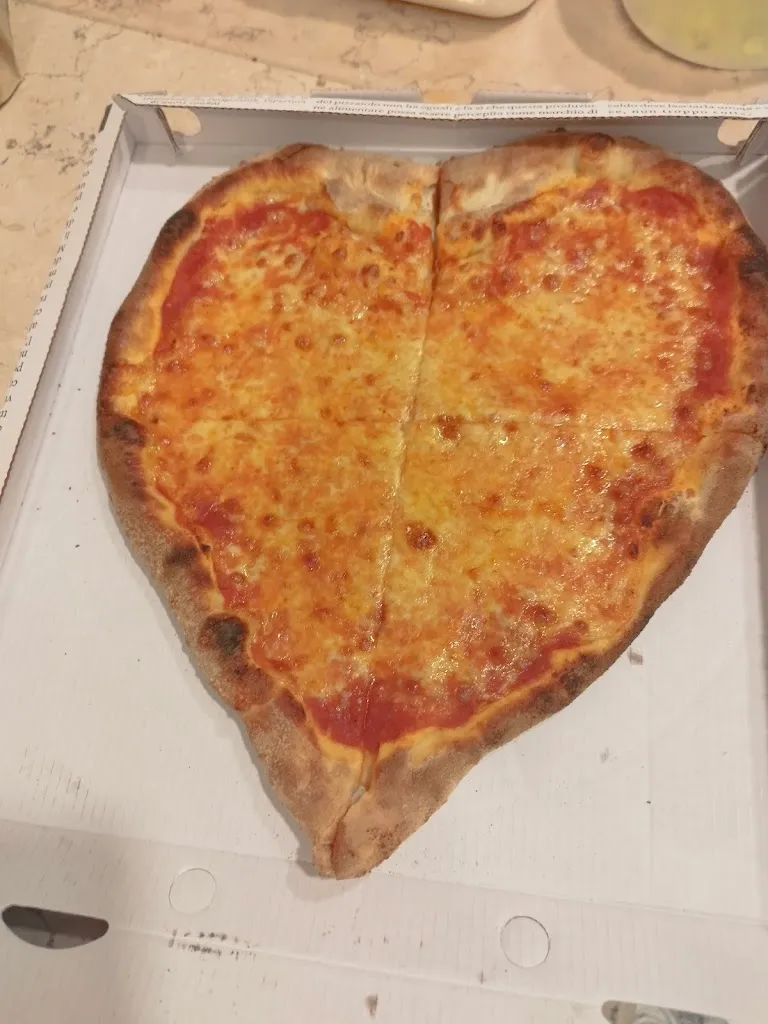 Menu_PIZZERIA LA REGINA_Orta Nova_image_8