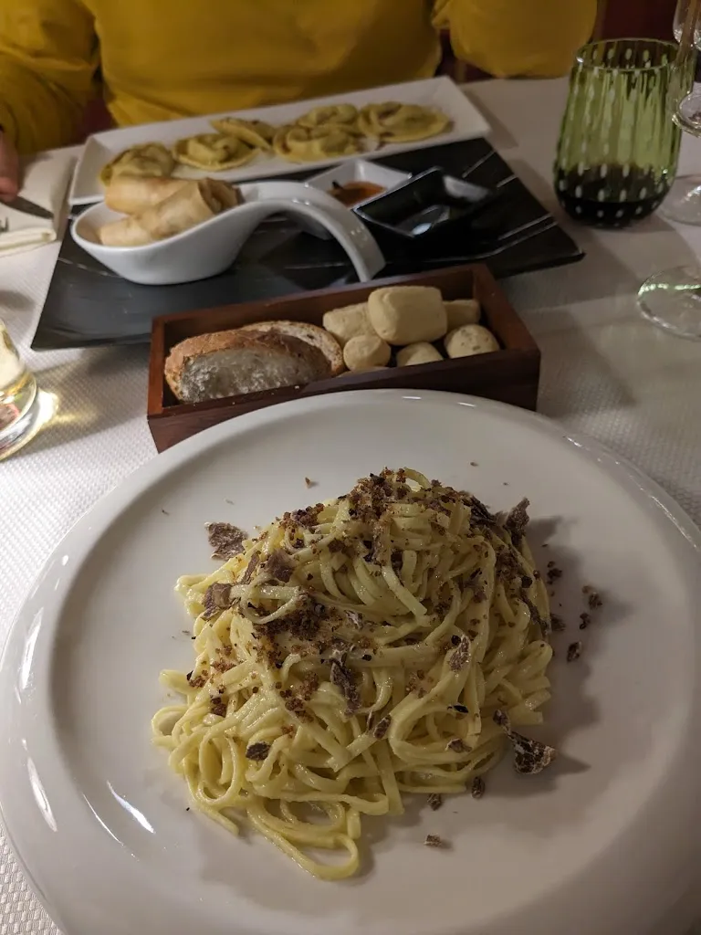 Josephin Lublow_Ristorante Chalet La Rotonda_Auronzo_avis