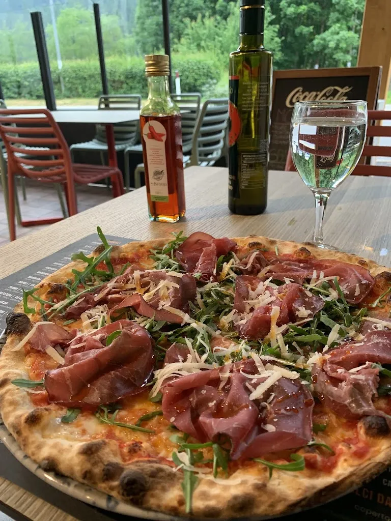 Pizzeria La Pineta_Auronzo_slider_image_3