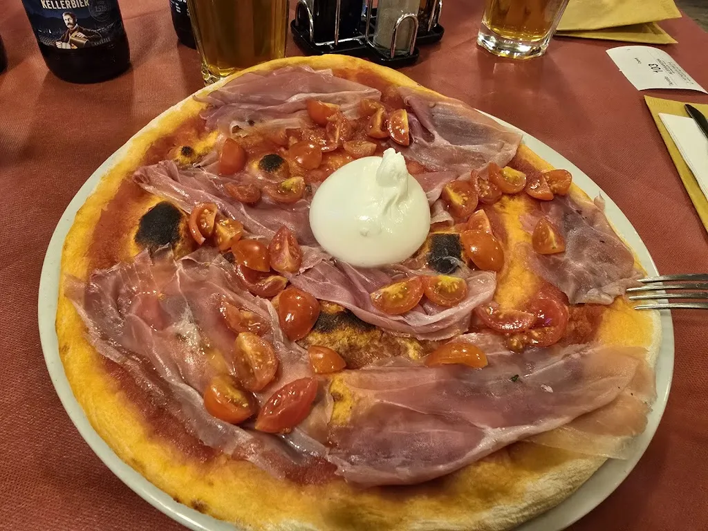 Pizzeria Monaco_Auronzo_slider_image_3