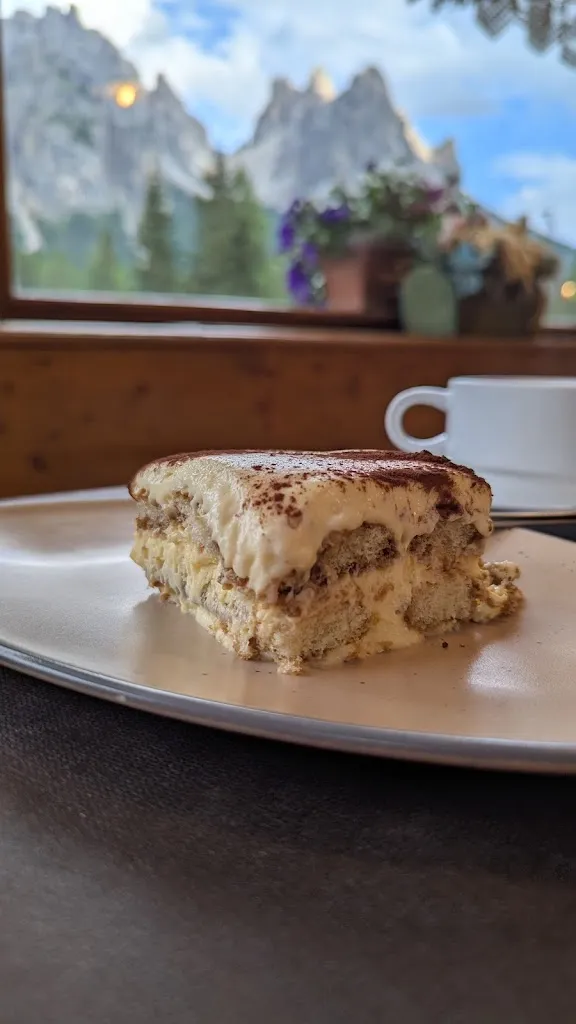 A-Z_Restaurante largo antorno_Auronzo_review