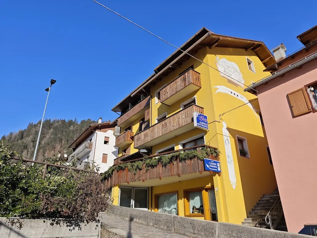 Sir YANG_Albergo Iris_Auronzo_review