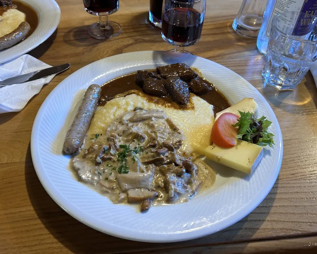 W T_Rifugio Rudi_Auronzo_review