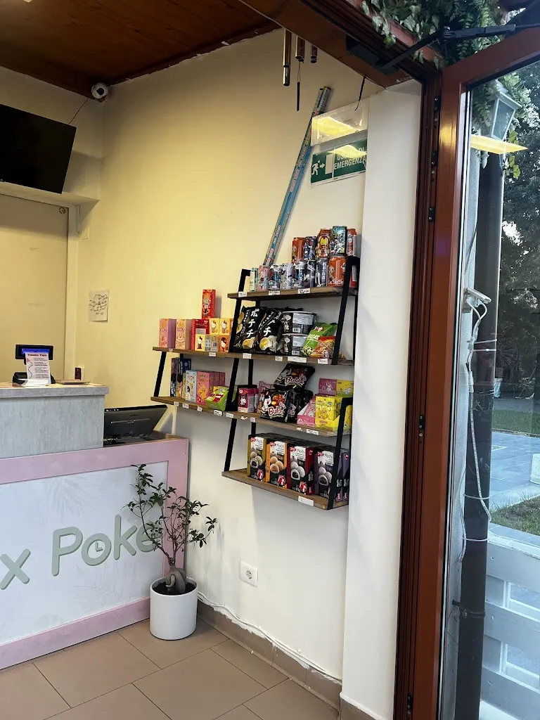 Yumix Poke & Noodle - Bagnolo_Bagnolo_slider_image_3