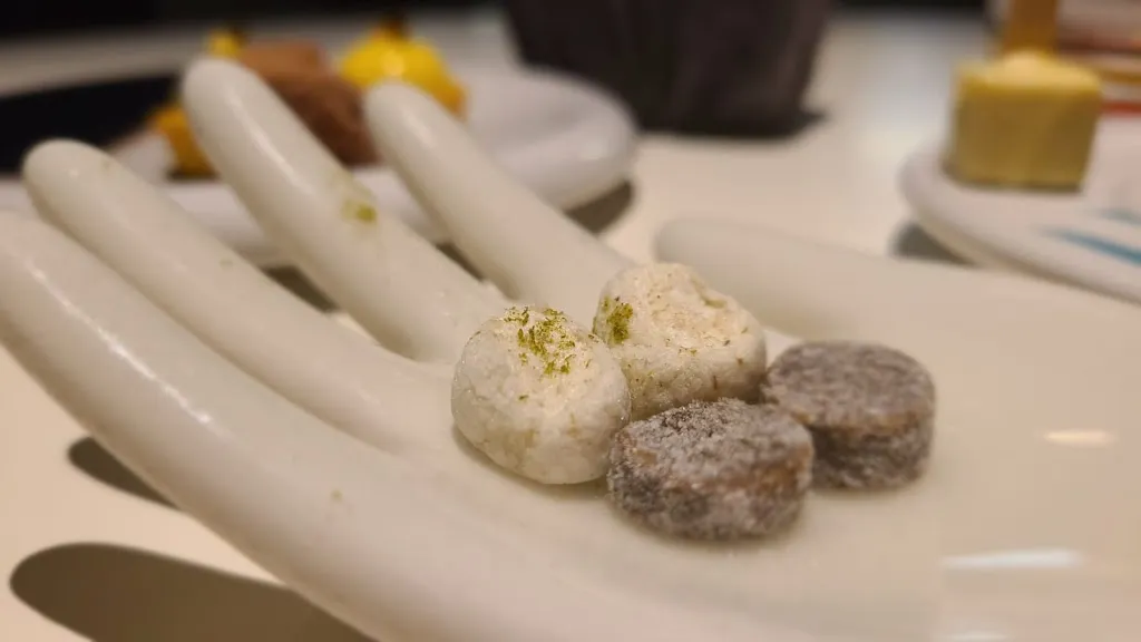 Jason Heneise_Aqua Crua_Barbarano Vicentino_review