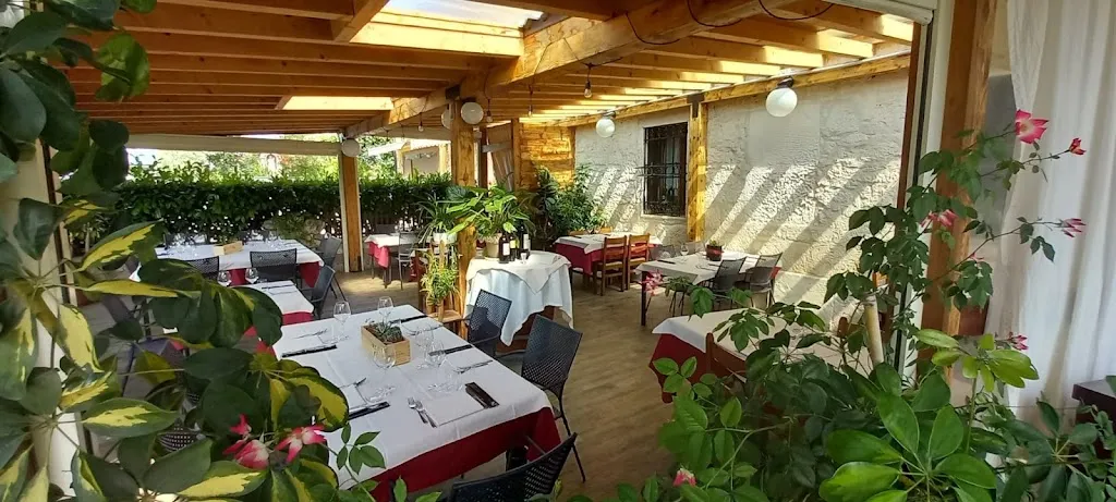 Antica Trattoria Agli Olmi restaurant in Barbarano Vicentino