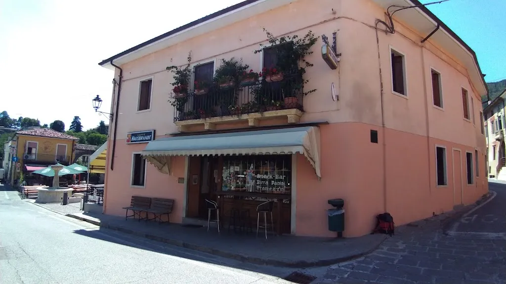 Fabio Bollin_Bar Centrale_Barbarano Vicentino_avis