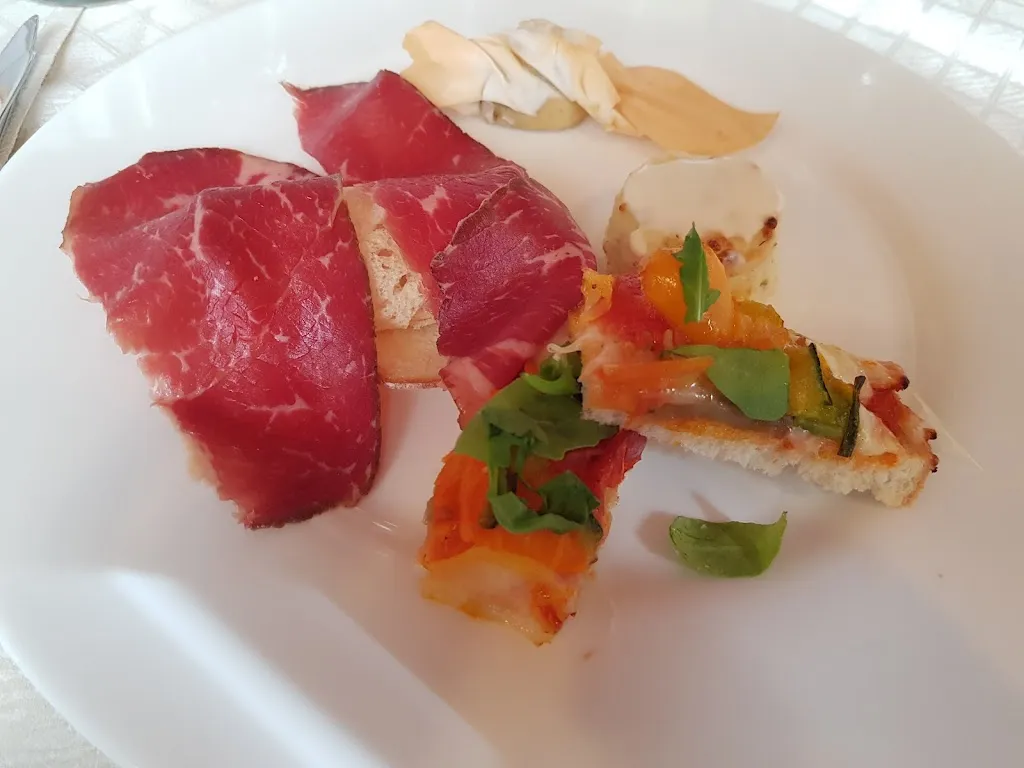 Menu_Ristorante Piccolo Mondo di Gasparella Gino_Barbarano Vicentino_image_8