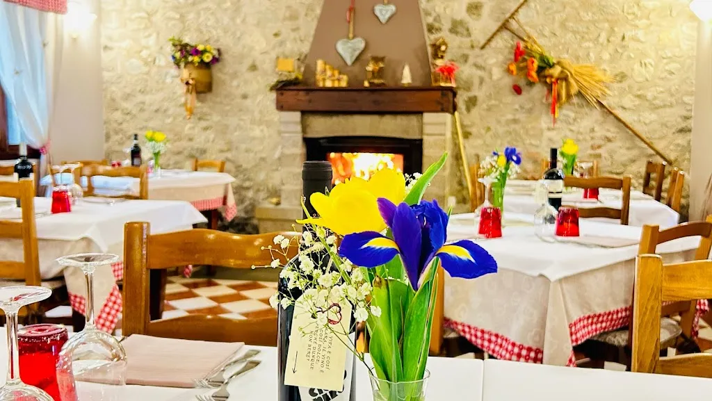 Trattoria Tre Camini - Calaone  restaurant in Baone