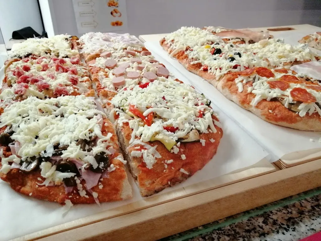 L'Angolo della Pizza da Nene_Baone_slider_image_3