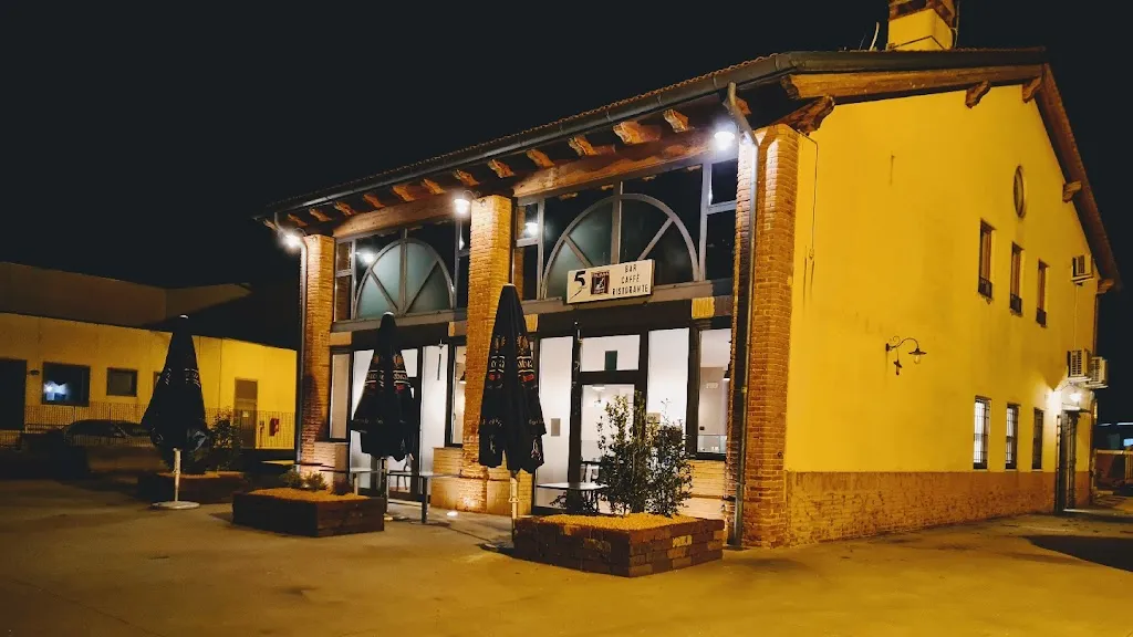 Bar Trattoria 5° Strada_Arzignano_slider_image_3