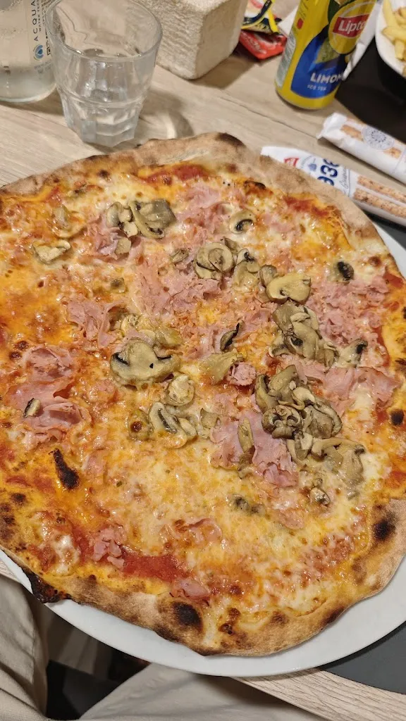 Emil Cenzato_Pizzeria Ai Due Forni_Arzignano_review