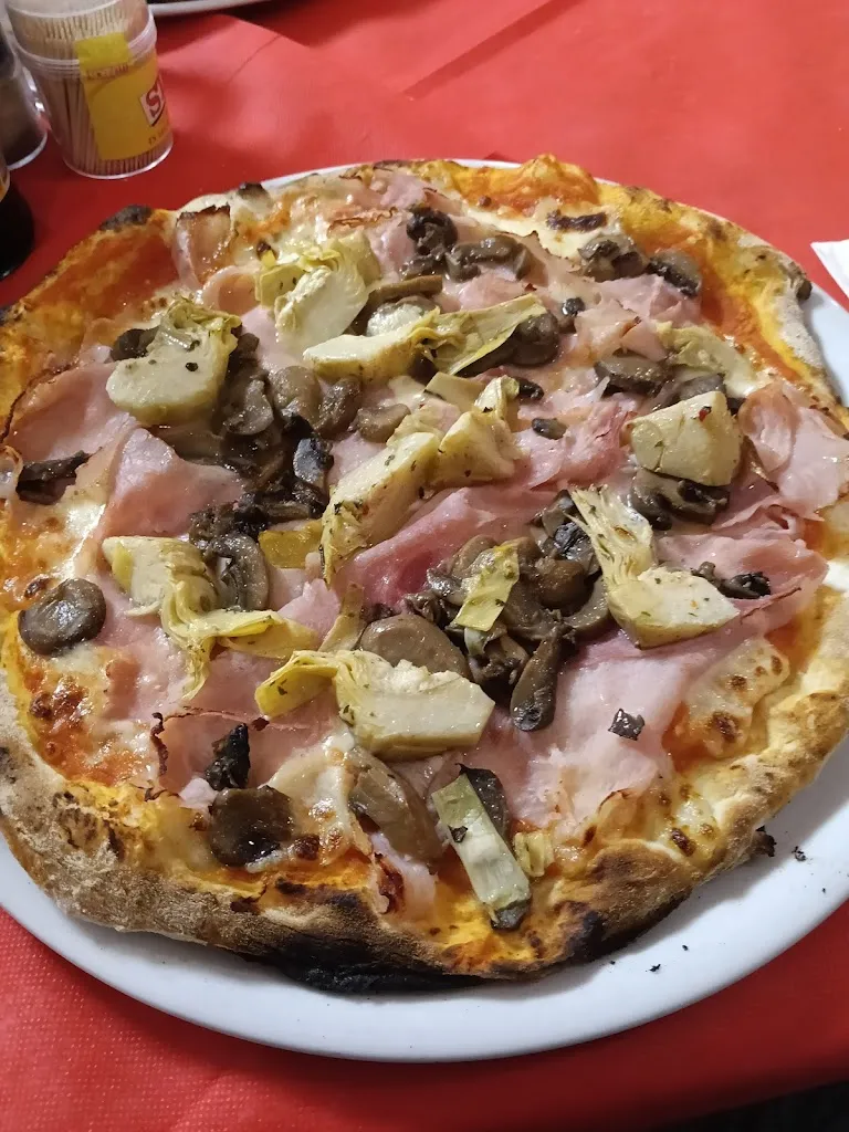 John Rossignolo_Pizzeria Ristorante Bar Ethiopia_Arzignano_review